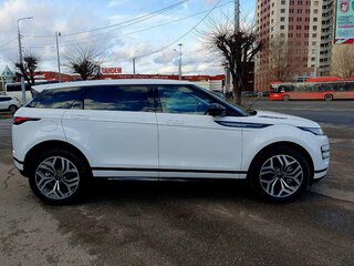 2025 Land Rover Range Rover Evoque L II Рестайлинг, белый, 5900000 рублей, вид 4