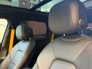 2020 Porsche Cayenne III, чёрный, 6300000 рублей, вид 4