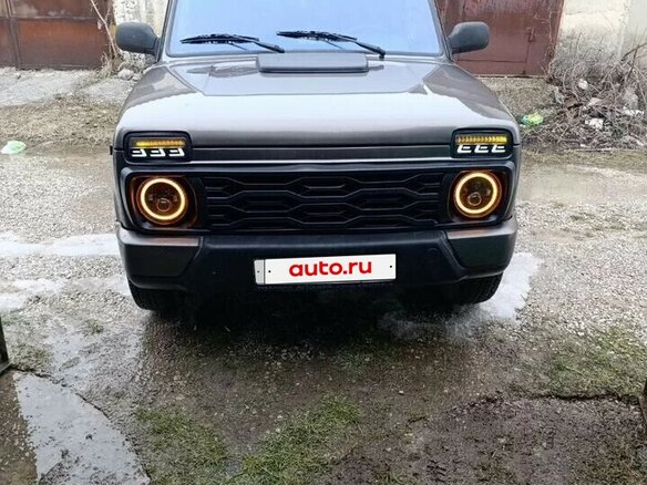 2016 Lada (ВАЗ) 2121 (4x4) I Рестайлинг, коричневый, 715000 рублей - вид 1