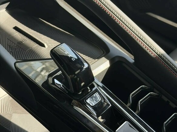 2026 Geely Coolray I Рестайлинг 2, серый, 2964990 рублей - вид 4