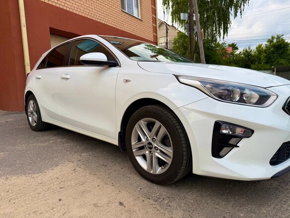 2018 Kia Ceed III, белый - вид 5