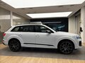 2025 Audi Q7 45 TFSI II (4M) Рестайлинг 2, белый, 11690000 рублей - вид 4