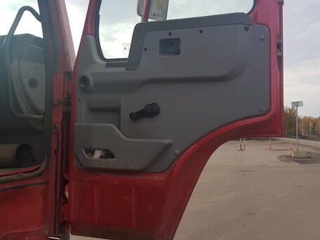 2011 Sinotruk Howo A5, красный, 1150000 рублей, вид 4