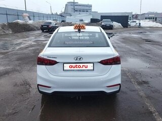 2018 Hyundai Solaris II, белый, 810000 рублей, вид 4