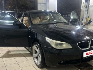 2006 BMW 5 серии 525xi V (E60/E61), чёрный, 950000 рублей, вид 2