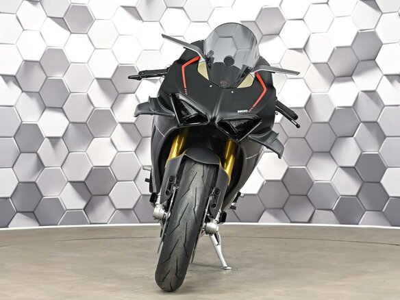 2021 Ducati Panigale V4, чёрный - вид 4