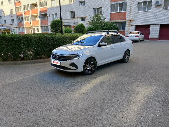 2020 Volkswagen Polo VI, белый, 1280000 рублей