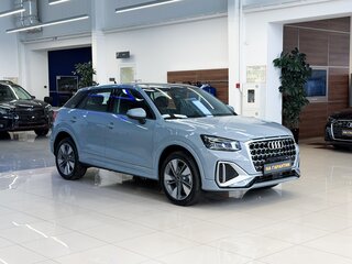 2026 Audi Q2 L 35 TFSI I Рестайлинг, голубой, 3670000 рублей, вид 3