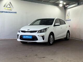 2019 Kia Rio IV, белый, 1599000 рублей, вид 1