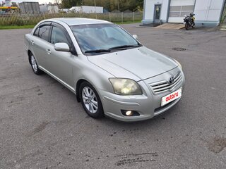 2007 Toyota Avensis II Рестайлинг, серебристый, 650000 рублей, вид 3