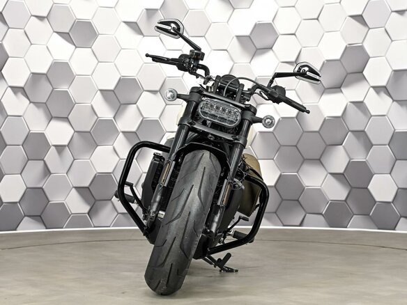 2023 Harley-Davidson Sportster S, белый, 1477000 рублей - вид 4
