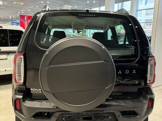 2026 Lada (ВАЗ) Niva Travel I Рестайлинг, чёрный, 1528000 рублей, вид 4