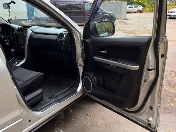 2007 Suzuki Grand Vitara II, серебристый, 880000 рублей - вид 7