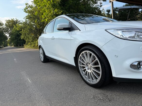 2012 Ford Focus III, белый, 1200000 рублей - вид 5
