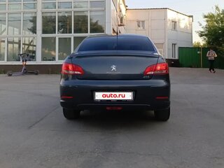 2017 Peugeot 408 I Рестайлинг, серый, 800000 рублей, вид 4