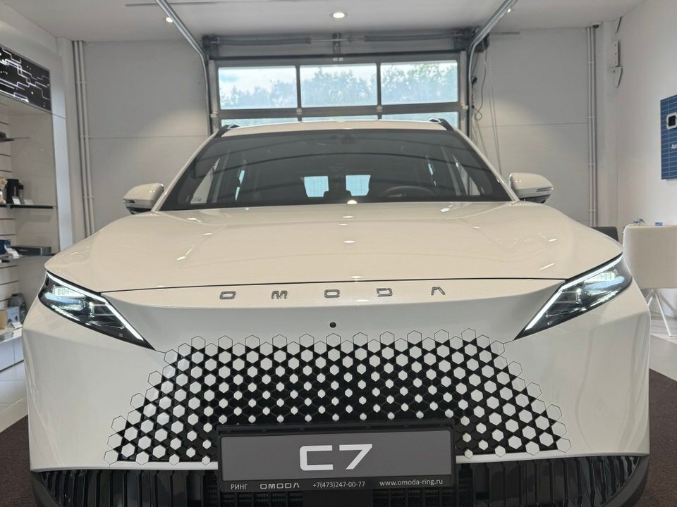 Открыть фотографии: Omoda C7