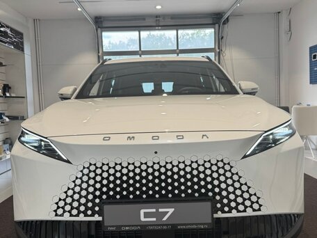 Omoda C7