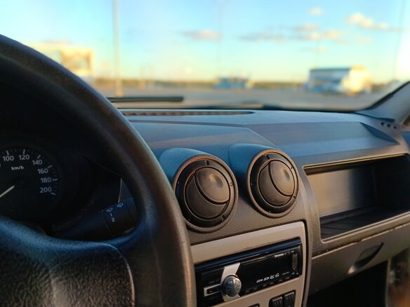 2005 Renault Logan I, серебристый - вид 23