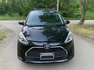 2020 Toyota Sienta II Рестайлинг, чёрный, 1225000 рублей, вид 2