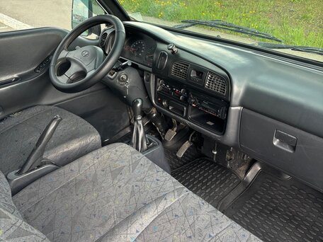 2007 Hyundai H-1, белый, 670000 рублей, вид 5