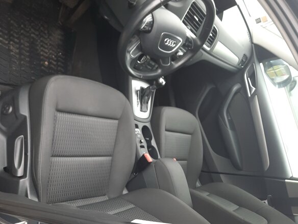 2016 Audi Q3 I (8U) Рестайлинг, серый, 1725000 рублей - вид 12