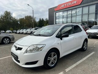 2008 Toyota Auris I, белый, 569000 рублей, вид 2