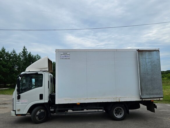 2014 Isuzu Elf (N-series), белый, 3100000 рублей - вид 1
