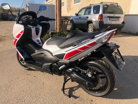 2011 Yamaha TMAX, белый, 850000 рублей, вид 5