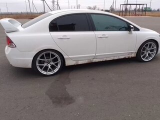 2008 Honda Civic VIII Рестайлинг, белый, 700000 рублей, вид 4