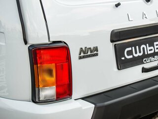 2026 Lada (ВАЗ) Niva Legend I Рестайлинг, серебристый, 1365000 рублей, вид 2