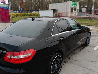 2010 Mercedes-Benz E-Класс 200 5G-Tronic IV (W212, S212, C207), чёрный, 1200000 рублей, вид 5