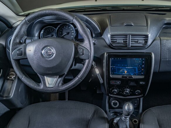 2017 Nissan Terrano III (D10), белый, 980000 рублей - вид 5