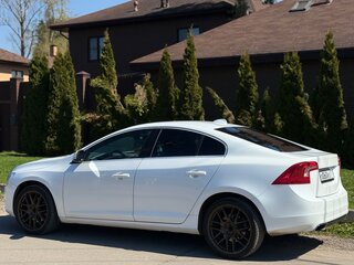 2014 Volvo S60 II Рестайлинг, белый, 1250000 рублей, вид 3