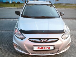 2011 Hyundai Solaris I, серебристый, 550000 рублей, вид 1