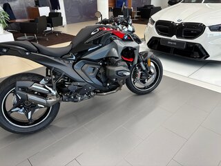 2025 BMW R 1300 R, чёрный, 2670000 рублей, вид 2
