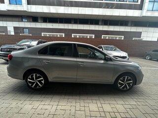 2022 Volkswagen Polo VI, серый, 1900000 рублей, вид 3