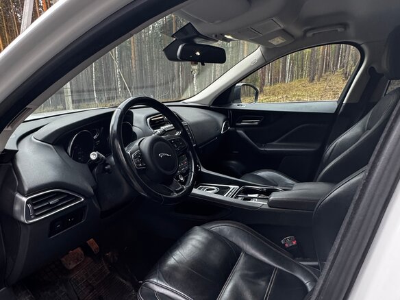 2016 Jaguar F-Pace I, белый, 1999000 рублей - вид 6