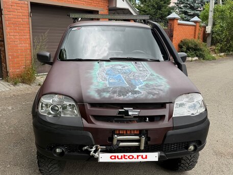 2013 Chevrolet Niva I Рестайлинг, коричневый, 599000 рублей, вид 3