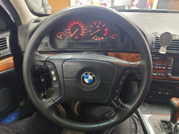 1998 BMW 5 серии 535i IV (E39), пурпурный, 590000 рублей - вид 7
