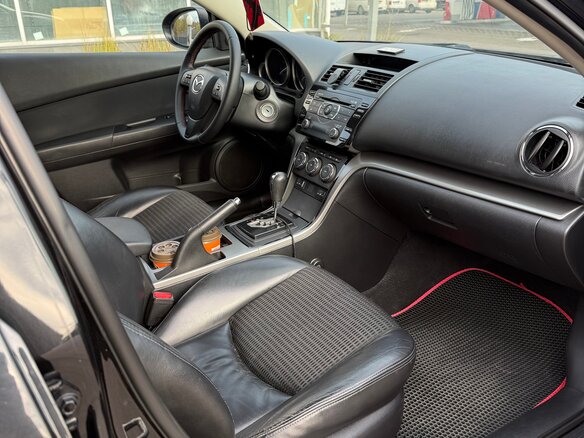2011 Mazda 6 II (GH) Рестайлинг, чёрный, 990000 рублей - вид 8
