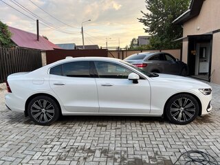 2021 Volvo S60 III, белый, 3200000 рублей, вид 3