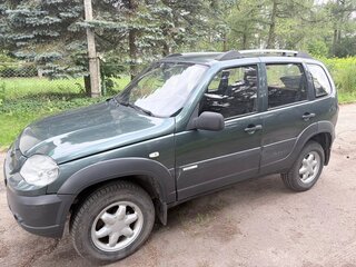 2014 Chevrolet Niva I Рестайлинг, зелёный, 449000 рублей, вид 3