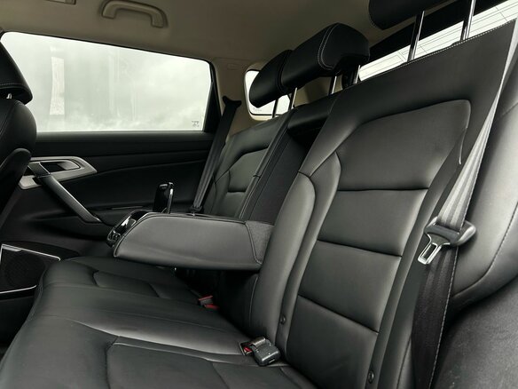 2020 Geely Atlas I, чёрный, 1680000 рублей - вид 36