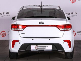 2017 Kia Rio IV, белый, 1348000 рублей, вид 4