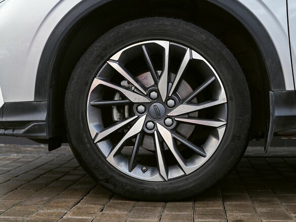 2022 Geely Coolray I, серый, 1545000 рублей - вид 19