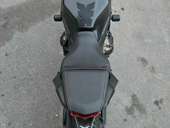 2021 Honda CB 650R, чёрный, 910000 рублей - вид 3
