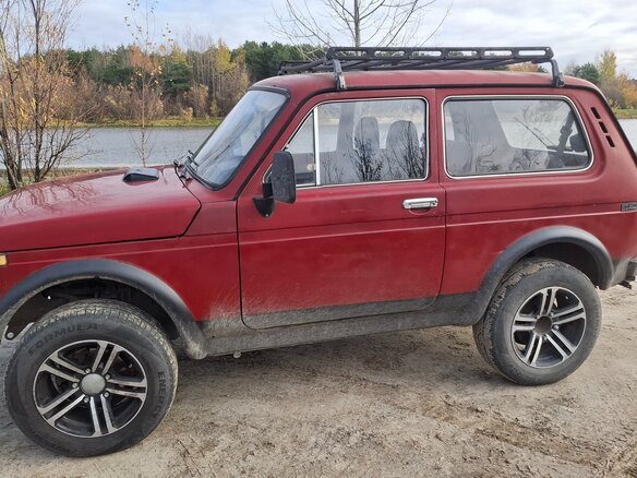 1996 Lada (ВАЗ) 2121 (4x4) I Рестайлинг, красный, 220000 рублей - вид 4