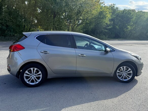 2014 Kia Ceed II, серебристый, 1300000 рублей - вид 4