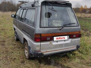 1989 Toyota Lite Ace III, серый, 100000 рублей, вид 3