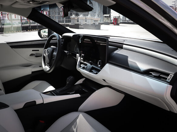 2025 Lexus ES 200 VII Рестайлинг 2, серый - вид 16